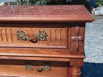 Ancienne commode en noyer n°1271 - 1270