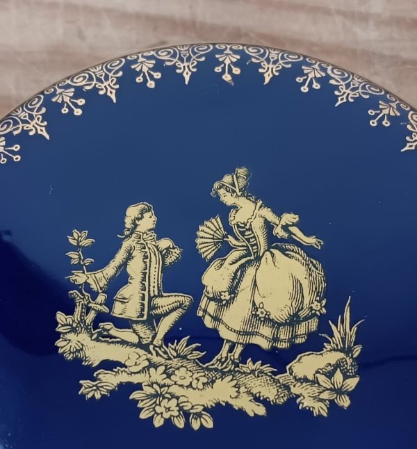 Boite / Bonbonnière / Porcelaine de Limoges n°1929 -1606