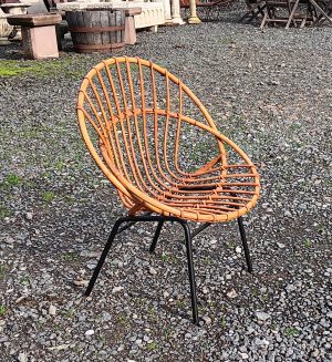 Fauteuil corbeille vintage en rotin n°1628