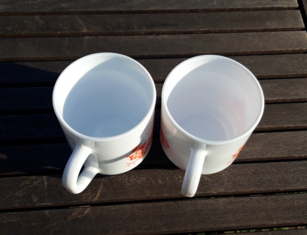 Lot de 2 mugs vintages Arcopal Volubilis n°7891