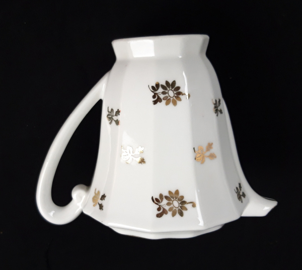 Crémier en porcelaine n°6462