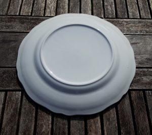 Assiette en faience / Moustiers / n°0042