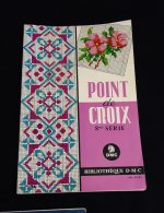 Lot de 3 anciens livres Point de croix n°0147