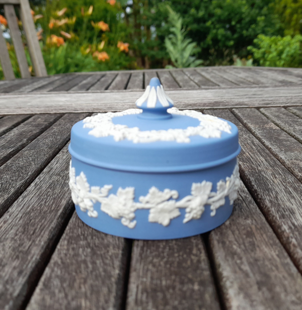 Boite en biscuit de Wedgwood n°0464