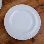 Lot de 6 grandes assiettes en porcelaine n°0475