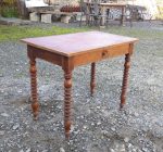 Ancien bureau en noyer / Table a écrire / n°6164