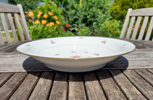 Plat a sauce vintage en porcelaine / Fleurs / n°0507