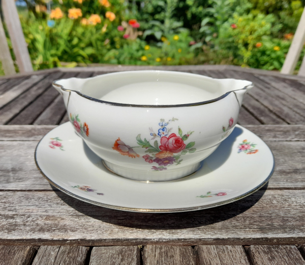 Saucière vintage en porcelaine / Fleurs / n°0512