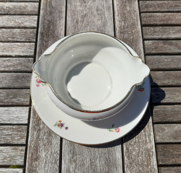 Saucière vintage en porcelaine / Fleurs / n°0512