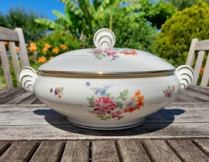 Soupière vintage en porcelaine / Fleurs / n°0511