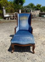 Ancien fauteuil + repose pied n°0537