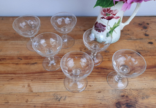 Lot de 6 anciennes coupes a champagne n°0551