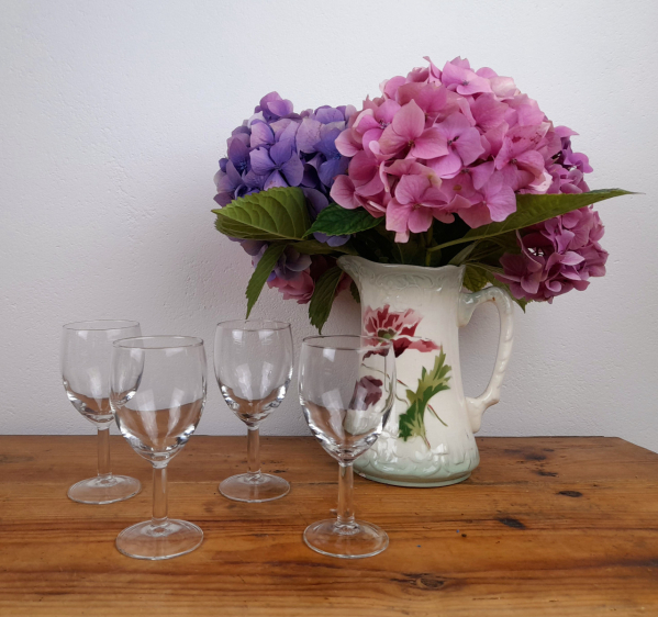 Lot de 4 verres a pied n°0541