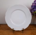 Ancien plat en porcelaine blanche n°0567