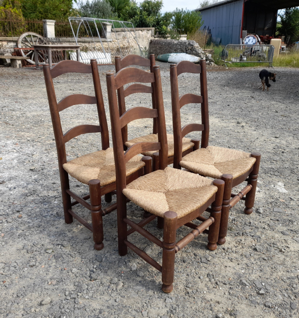 Lot de 4 anciennes chaises paillées n°0790