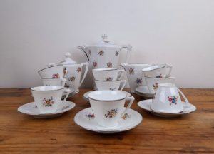 Ancien service a café en porcelaine de Limoges n°0822