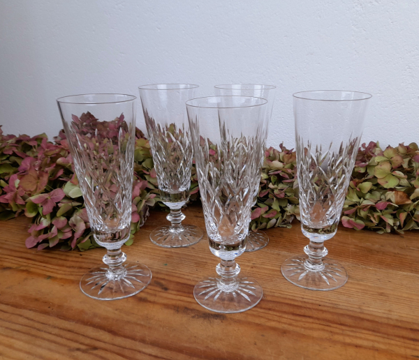 Lot de 5 flûtes a champagne en cristal de Lorraine n°0916