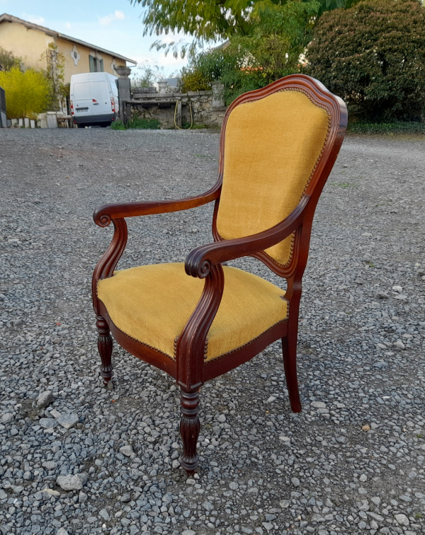 Ancien fauteuil n°1204