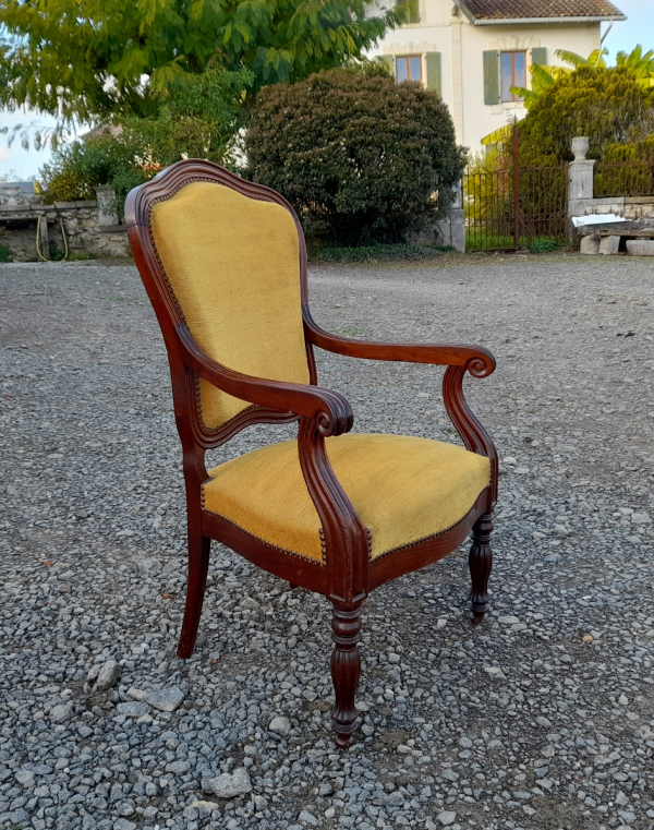 Ancien fauteuil n°1204