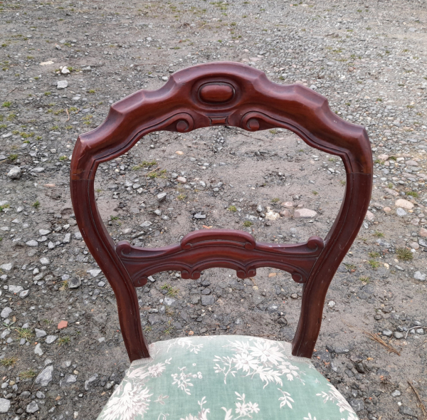 Ancienne chaise n°1656