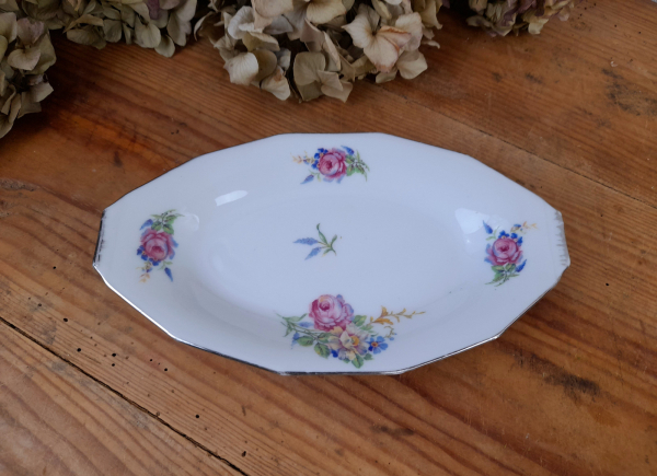 Ravier vintage en porcelainen°1832