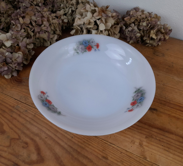 Plat vintage Arcopal n°1860