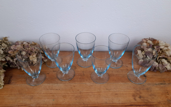 Lot de 7 verres vintages n°1904