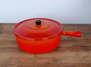 Poele vintage en tôle émaillée orange n°5130