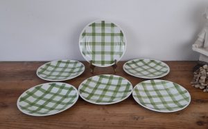 Lot de 6 assiettes a dessert vintages MDL Nappe n°5556