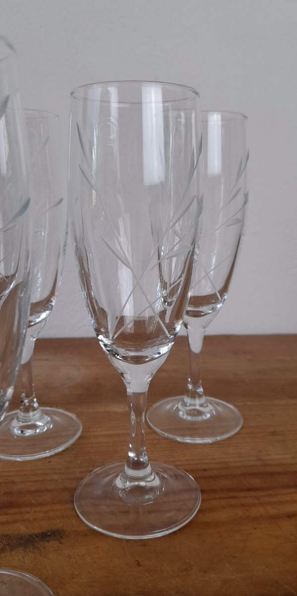 Lot de 6 flutes a champagne n°5596