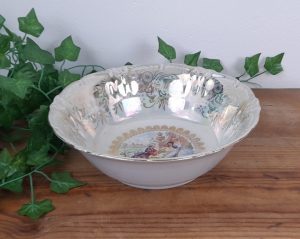 Saladier vintage en porcelaine n°6135