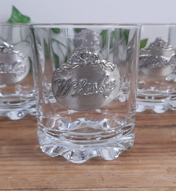 Lot de 6 verres a Whisky vintages n°4051