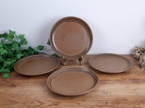 Lot de 4 assiettes vintages en grès Sarreguemines n°4087