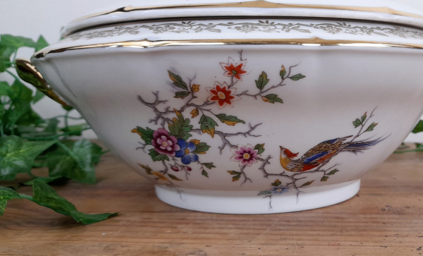 Soupière vintage en porcelaine n°4437