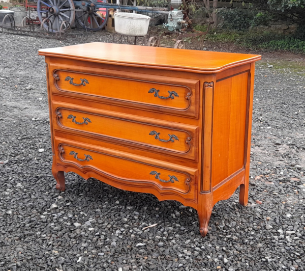 Commode Louis XV en merisier n°4514