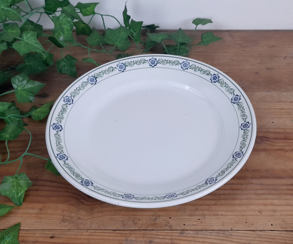 Plat vintage St Amand n°4569