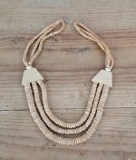 Collier vintage en bois n°4747