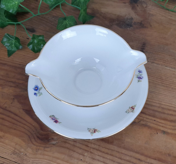 Saucière vintage en porcelaine n°4546