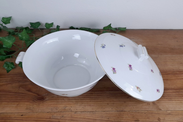 Soupière vintage en porcelaine n°4547