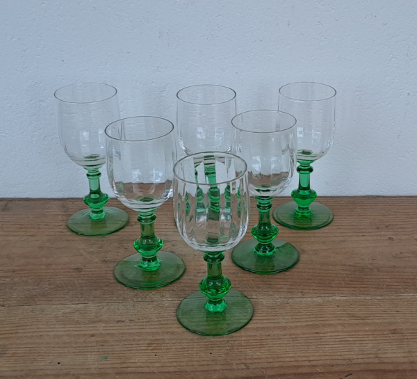 Lot de 6 anciens verres soufflés n°4996