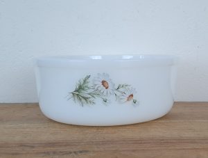 Plat a soufflé vintage Arcopal Marguerite n°4982