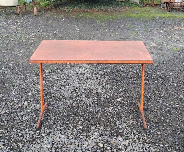 Table vintage en métal n°4902