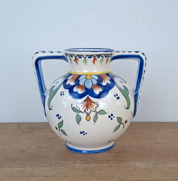 Vase en faience de Rouen n°9181