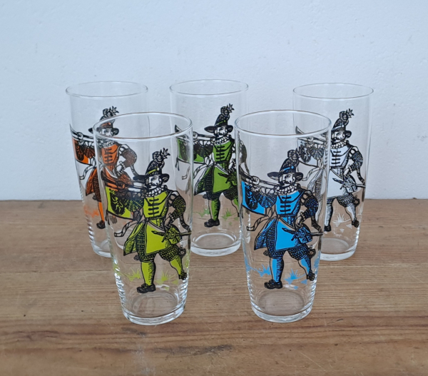 Lot de 5 verres vintages n°9252