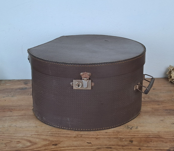 Boite a chapeau vintage n°9344