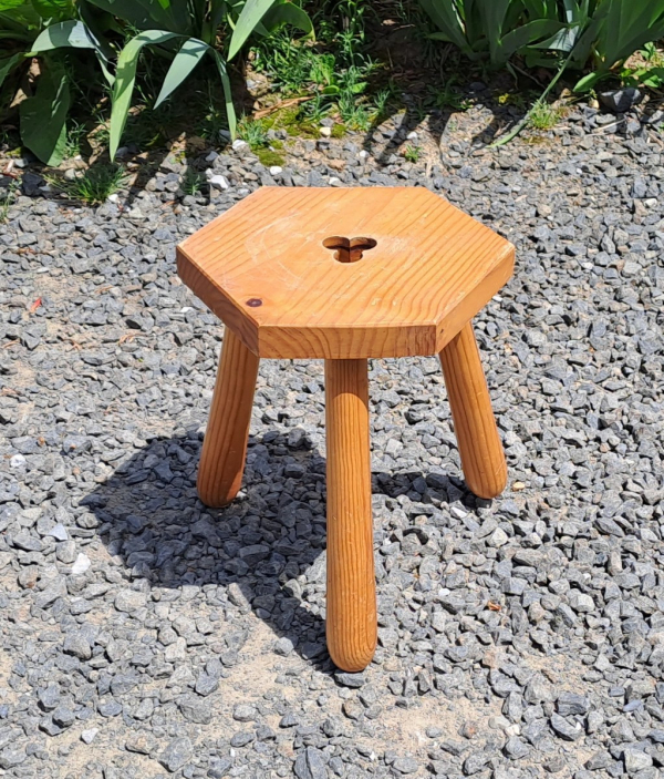 Tabouret en pin n°9511