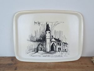 Plateau vintage en fibre de verre Bernard Buffet n°9595