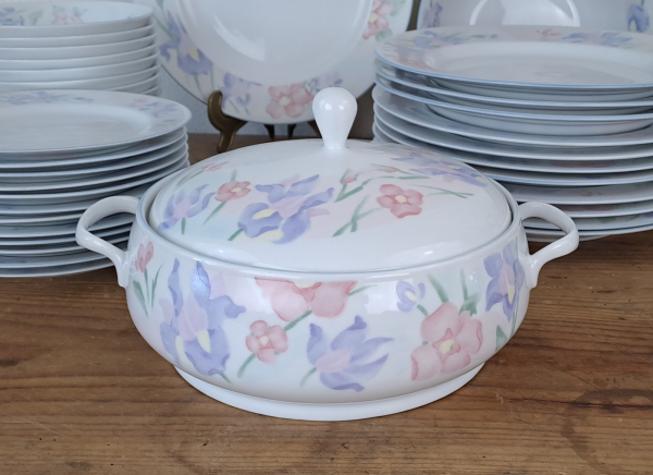 Service de table en porcelaine n°9639