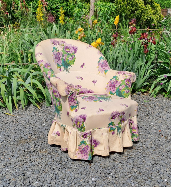 Ancien fauteuil crapaud n°9631