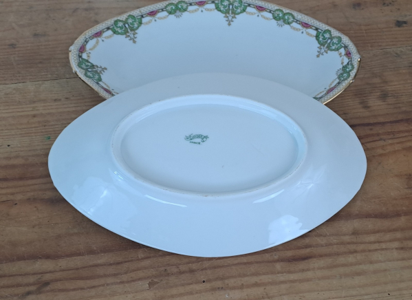 Lot de 2 anciens raviers en porcelaine de Limoges n°9565